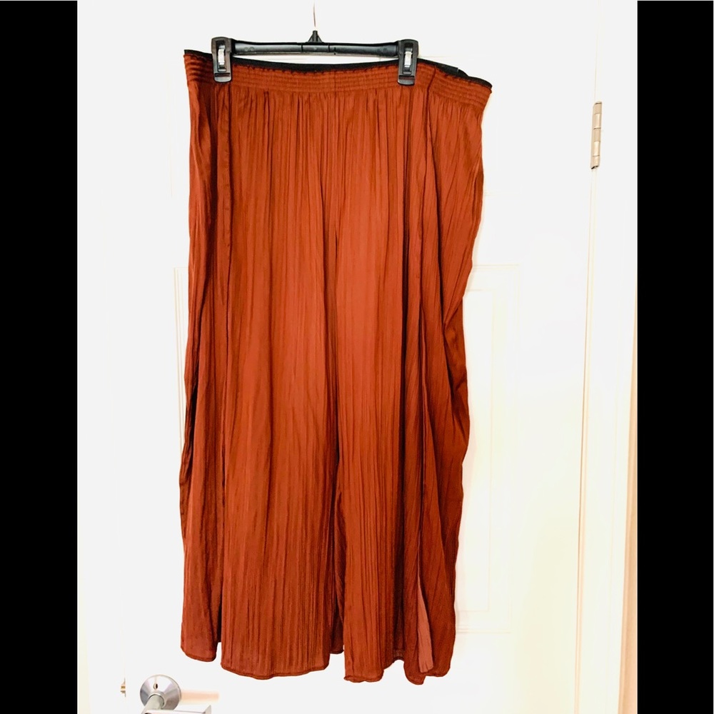 Simply Vera Wang Gaucho Pleated Wide Leg Pants New - Picture 2 of 16